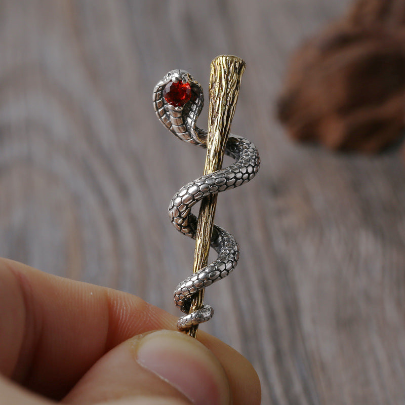 S925 sterling silver serpent staff pendant held in hand showing 6.84g weight and vintage Thai silver craftsmanship