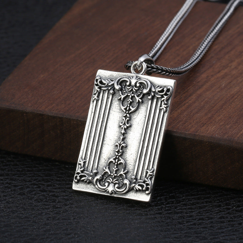 S925 sterling silver king pendant reverse showing decorative card back pattern, vertical lines and symmetrical gothic design